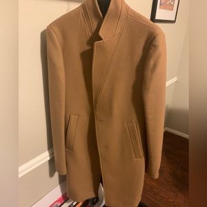 Beautiful trench coat. Only worn once!